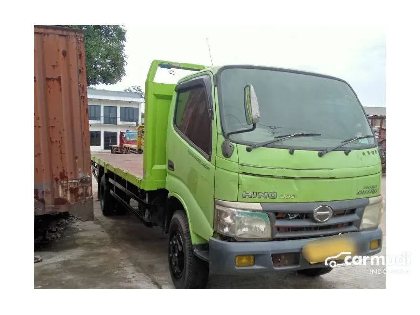 Jual Mobil Hino Dutro 2014 4.0 di Jawa Barat Manual Trucks Hijau Rp 196.000.000