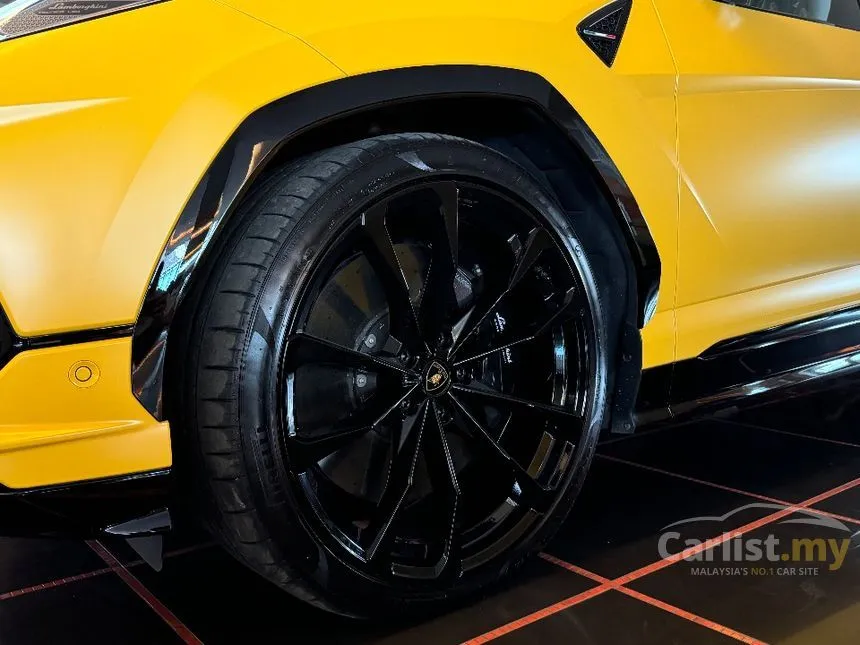 2023 Lamborghini Urus Performante SUV
