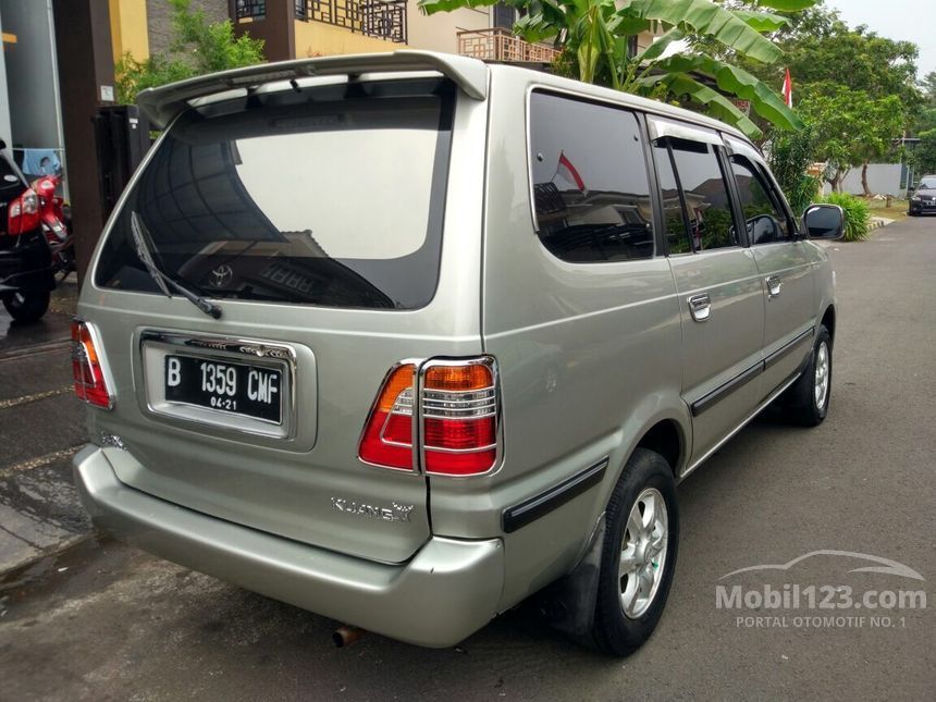 Jual Mobil  Toyota  Kijang  2004  LGX  2 0 di Banten Automatic 