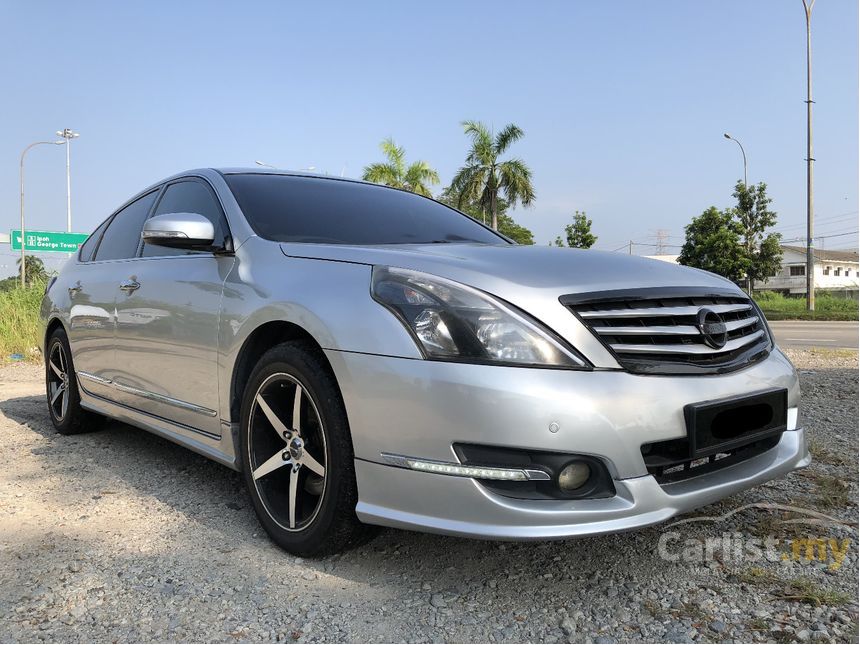 Nissan teana 2011 года