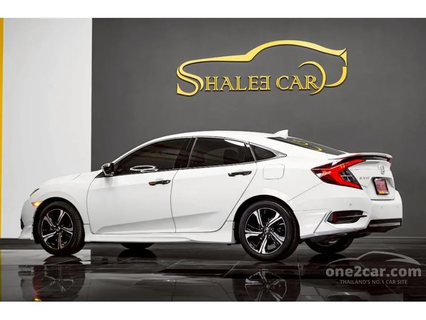 2016 Honda CIVIC Turbo RS Sedan