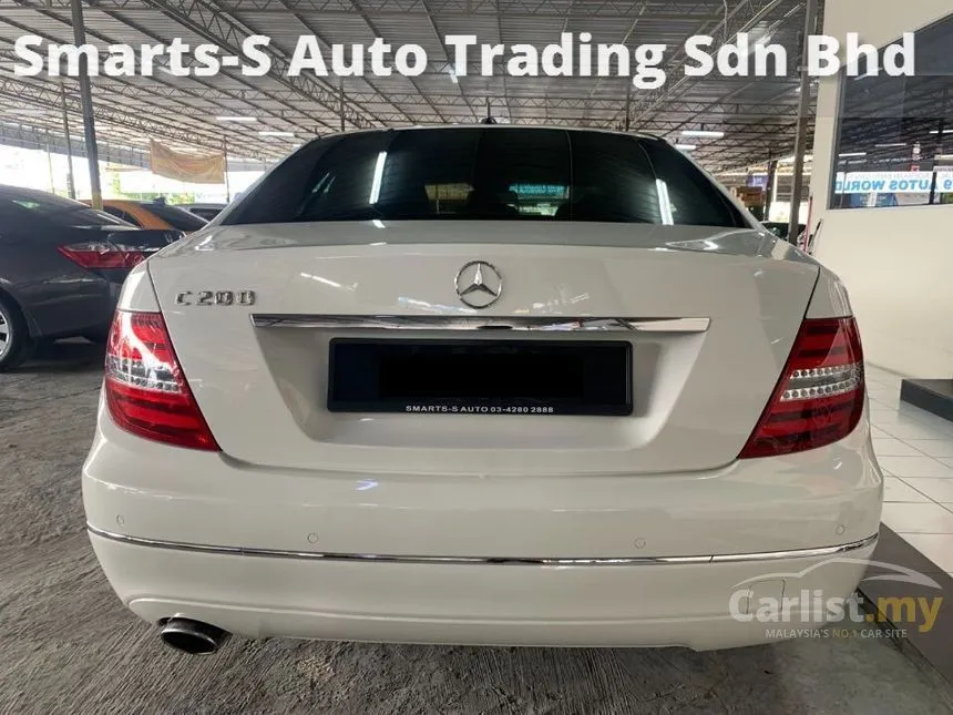 2012 Mercedes-Benz C200 CGI Avantgarde Sedan