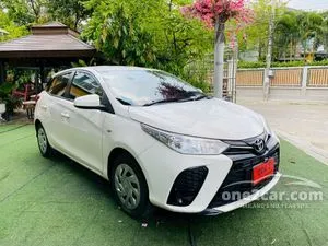 2022 Toyota YARIS 1.2 Entry Hatchback