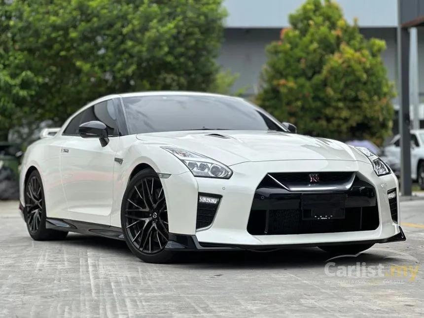 2021 Nissan GT-R Coupe