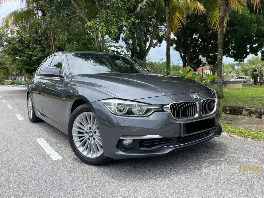 2016 BMW 318i Luxury Sedan