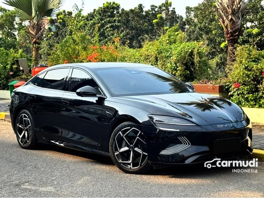 2024 BYD Seal Premium Extended Range Sedan