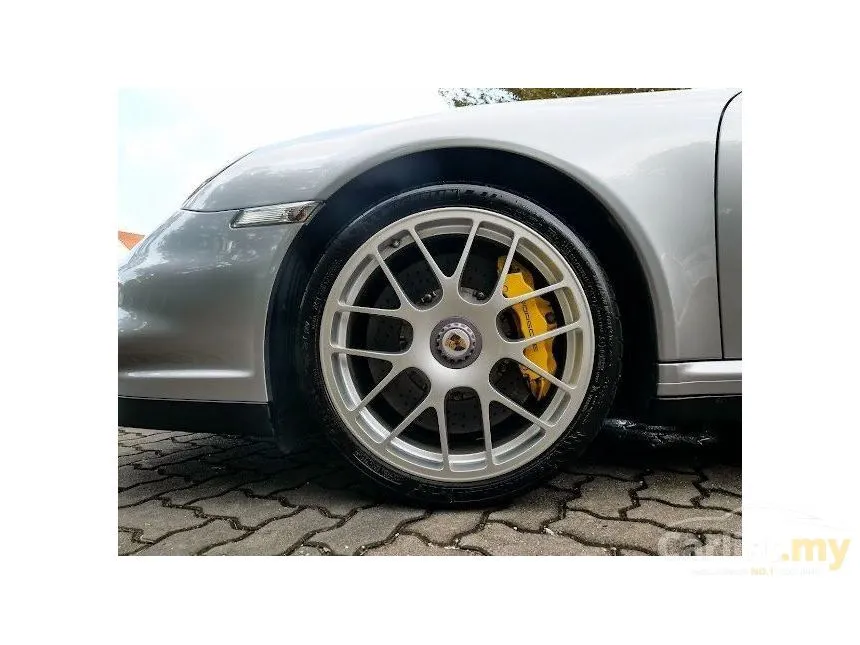 2011 Porsche 911 Turbo S Coupe