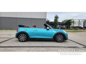 2017 MINI Cooper 2.0 S 3 Door (Red Hot) Hatchback