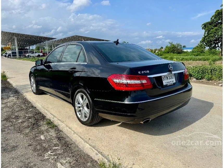 2012 Mercedes-Benz E250 Avantgarde BlueEFFICIENCY Sedan