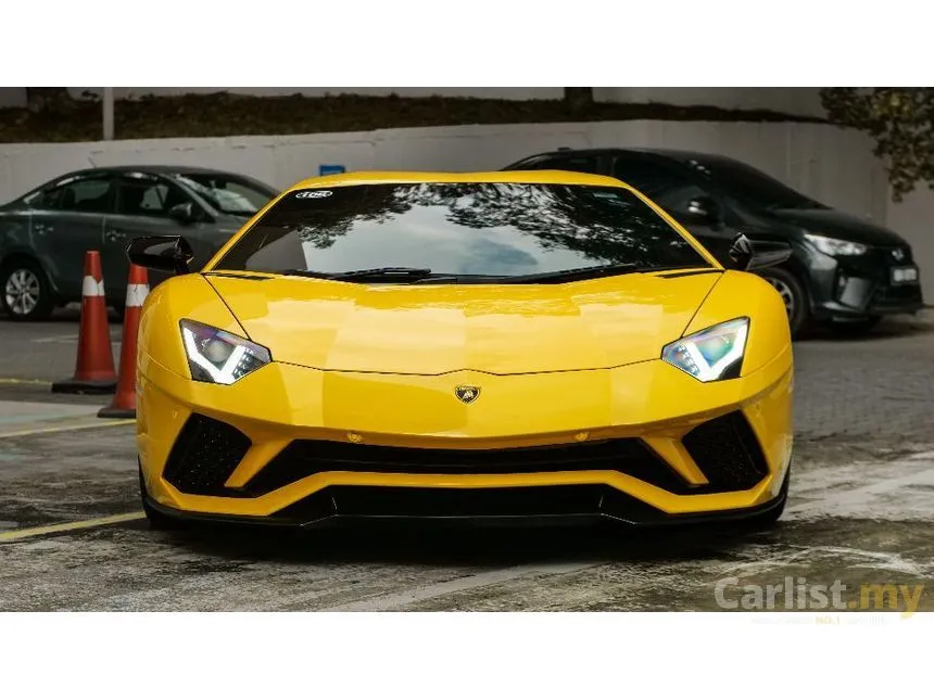 2017 Lamborghini Aventador S Coupe