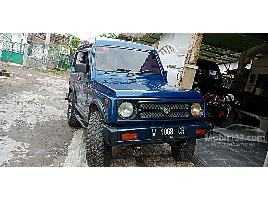 Jual Mobil Suzuki Katana 1998 GX 1.0 di Jawa Timur Manual Wagon Biru Rp