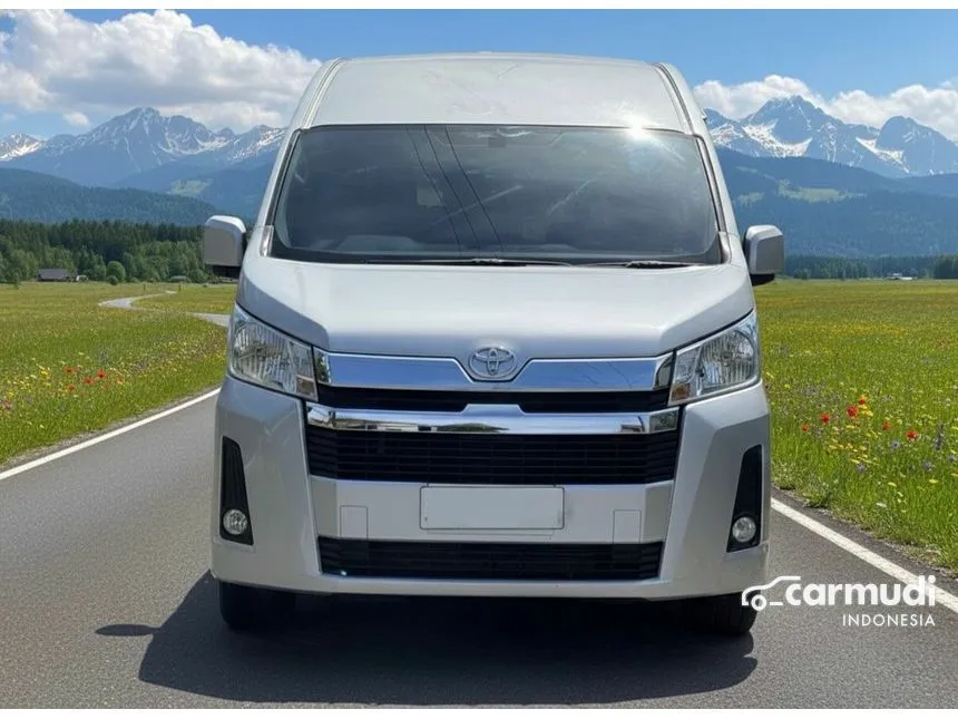 2022 Toyota Hiace Premio Van