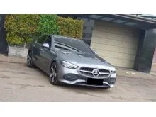 2022 Mercedes-Benz C200 1.5 Avantgarde Line Sedan W206 2022/2023 [LOW KM 16RB]