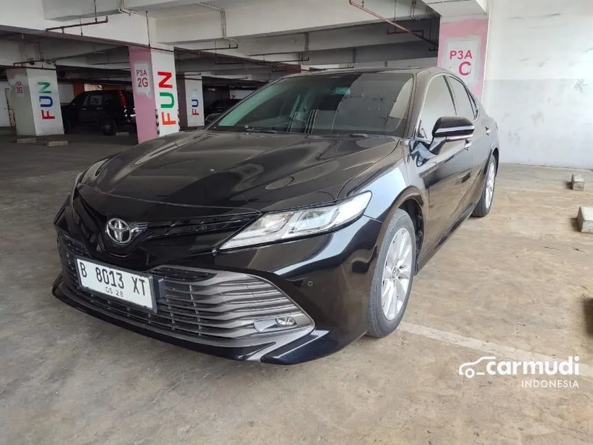 2019 Toyota Camry V Sedan