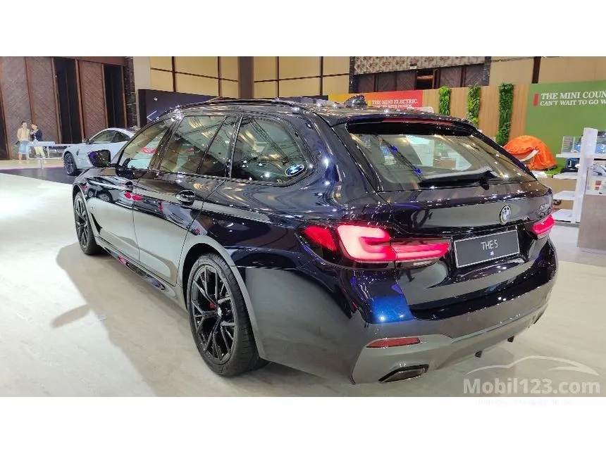 2023 BMW 530i M Sport Wagon