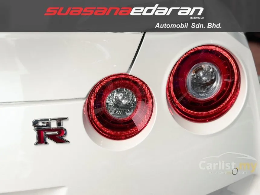 2020 Nissan GT-R Recaro Coupe