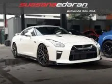 2020 Nissan GT-R 3.8 Black Edition Coupe Recaro Seat