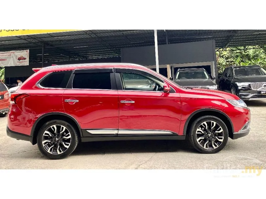 2018 Mitsubishi Outlander SUV