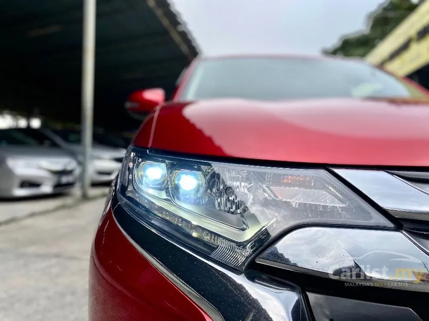 2018 Mitsubishi Outlander SUV