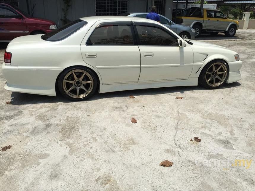 Toyota Cresta 1996 Sedan 2.5 in Selangor Manual White for 