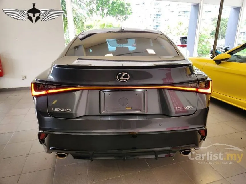 2021 Lexus IS 300 Luxury Sedan