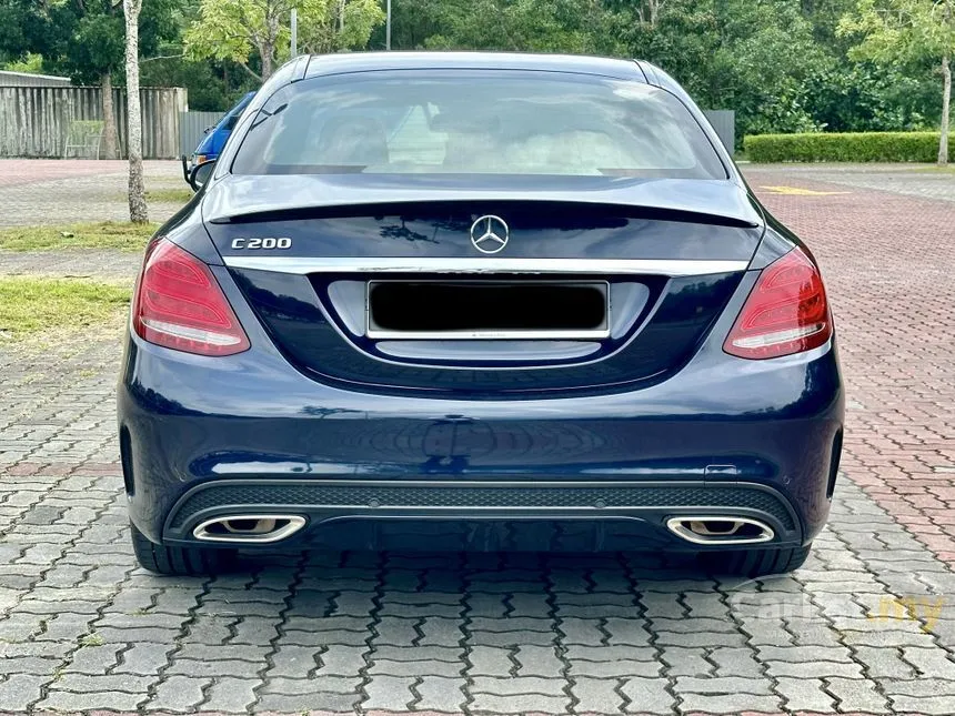 2018 Mercedes-Benz C200 AMG Line Sedan