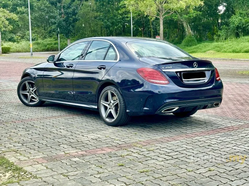 2018 Mercedes-Benz C200 AMG Line Sedan