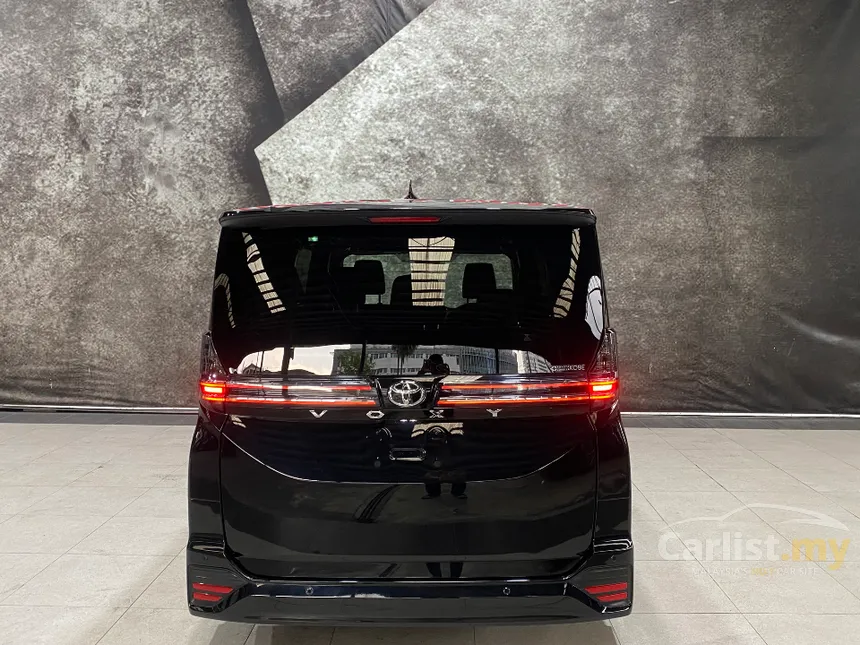 2022 Toyota Voxy S-Z MPV