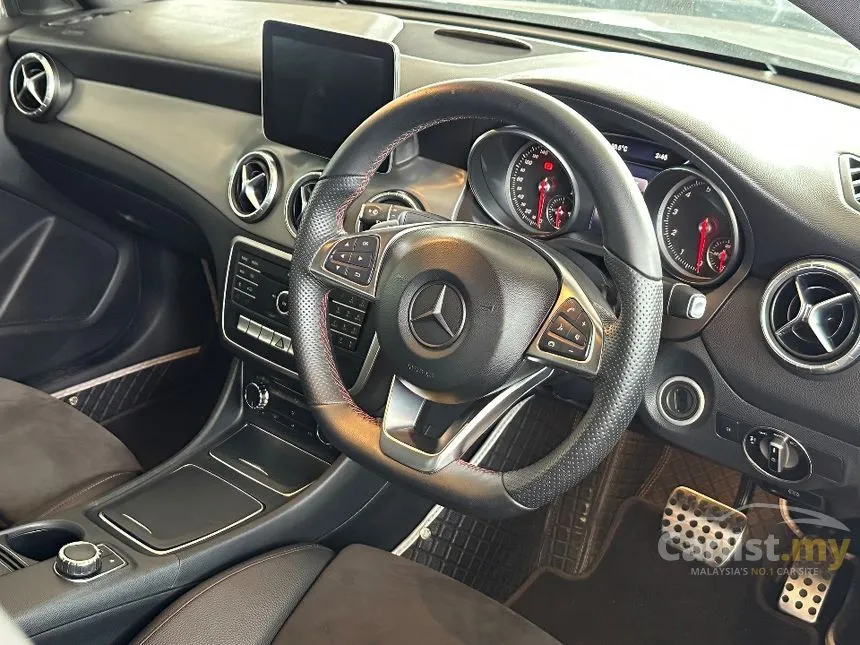 2017 Mercedes-Benz CLA200 AMG Line Coupe