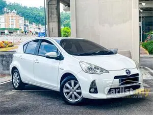 2014 Toyota Prius C 1.5 Hybrid Hatchback