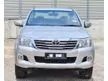 Used 2012 Toyota Hilux 2.5 G VNT Dual Cab Pickup Truck Tip Top
