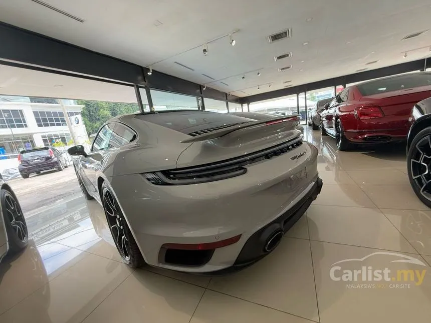 2021 Porsche 911 Turbo S Coupe