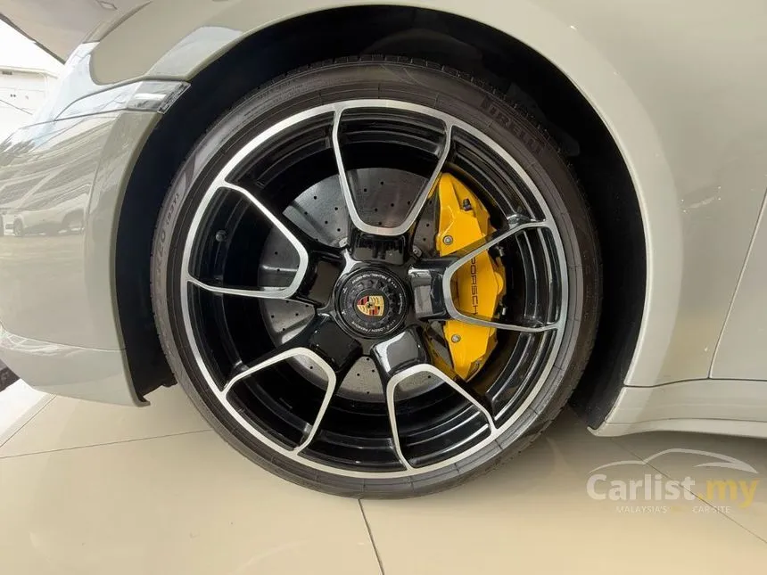 2021 Porsche 911 Turbo S Coupe