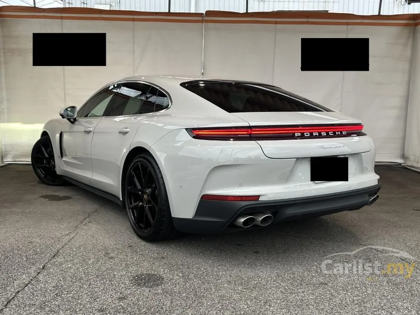 2024 Porsche Panamera Hatchback