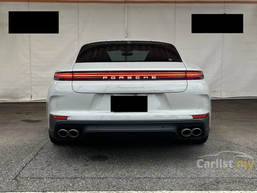 2024 Porsche Panamera Hatchback