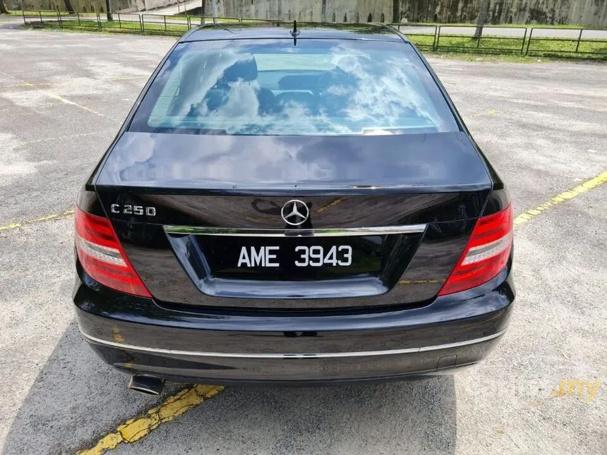 2013 Mercedes-Benz C250 CGI Avantgarde Sedan