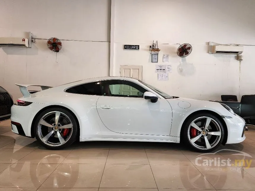 2020 Porsche 911 Carrera 4S Coupe
