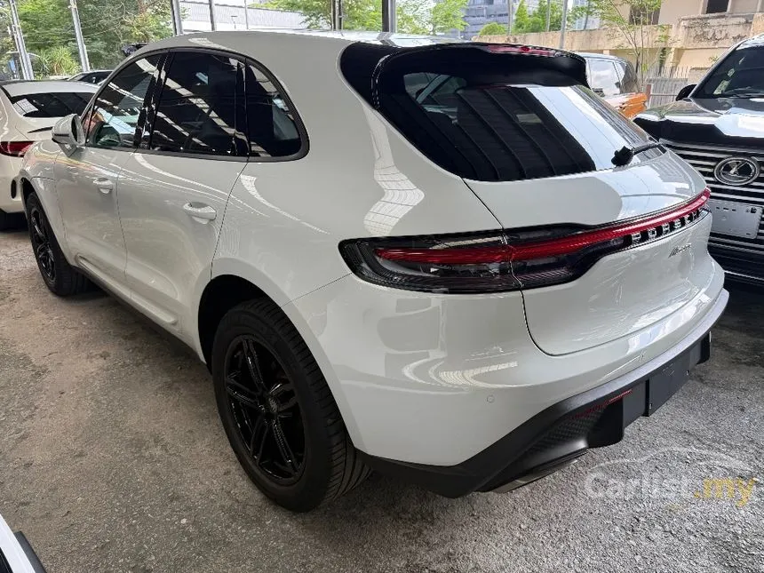 2022 Porsche Macan SUV