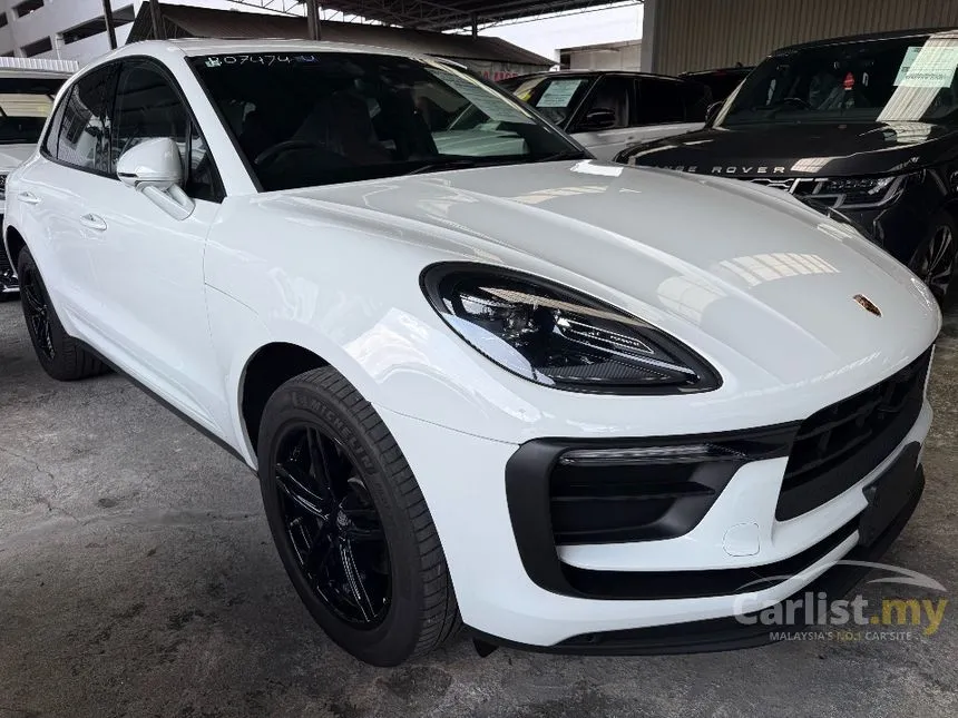 2022 Porsche Macan SUV