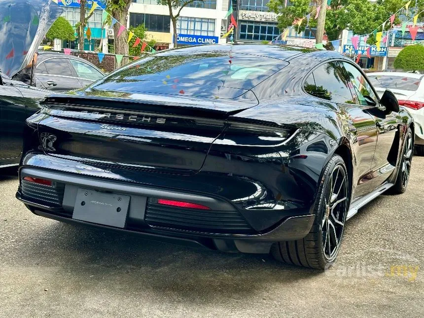 2024 Porsche Taycan Sedan