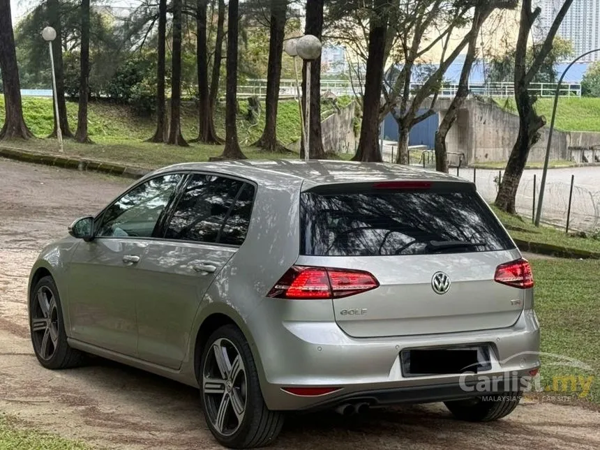 2016 Volkswagen Golf TSI Highline Hatchback
