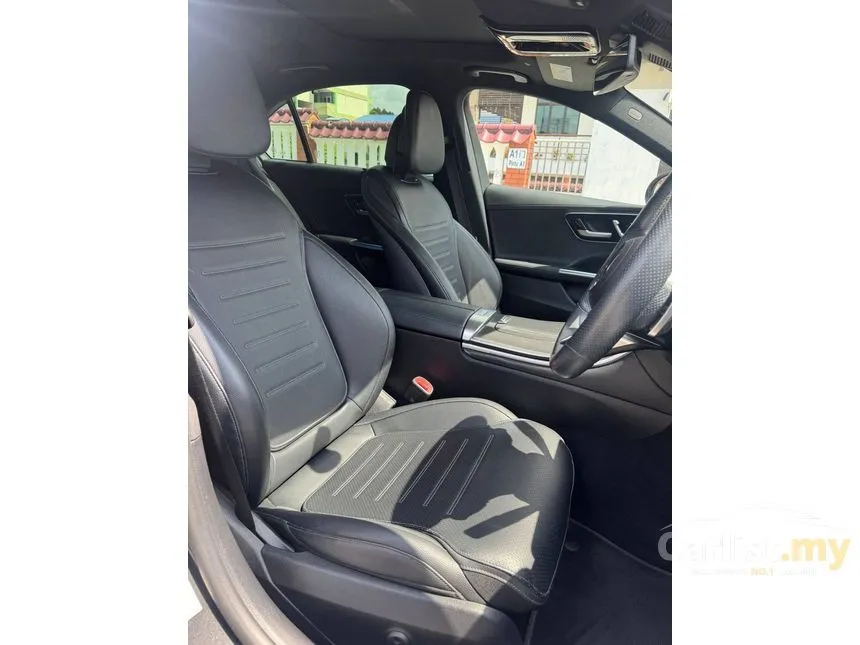 2022 Mercedes-Benz C300 AMG Line Sedan