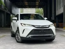 2023 Toyota Harrier 2.0 Z FREE 8yrs WARRANTY + Service + Tinted + Polish + Full Tank **Brand New Car Condition ///