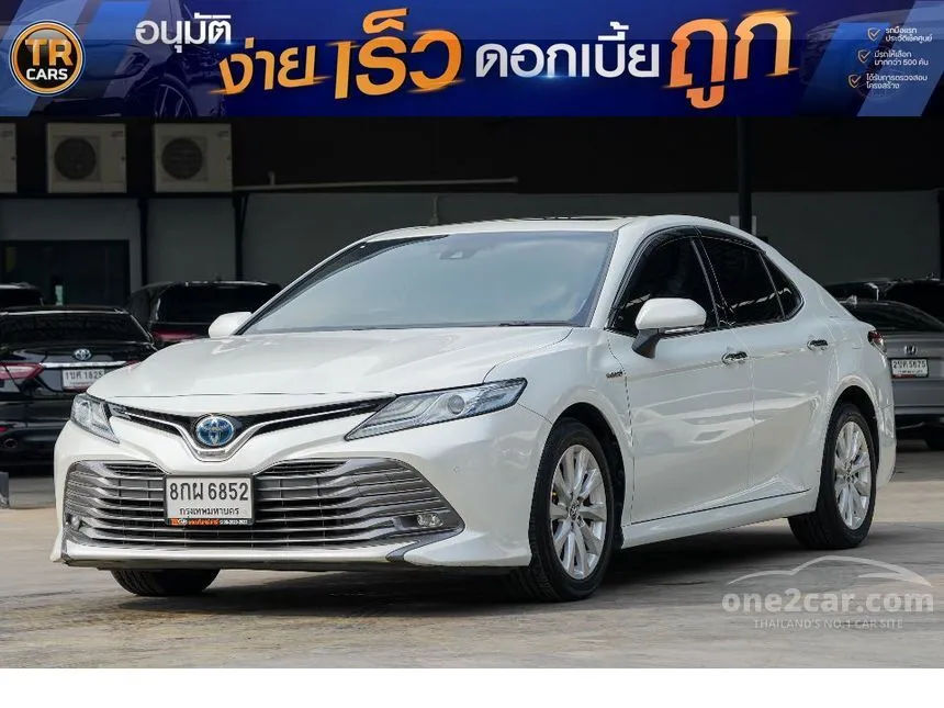2019 Toyota CAMRY Hybrid Premium Sedan