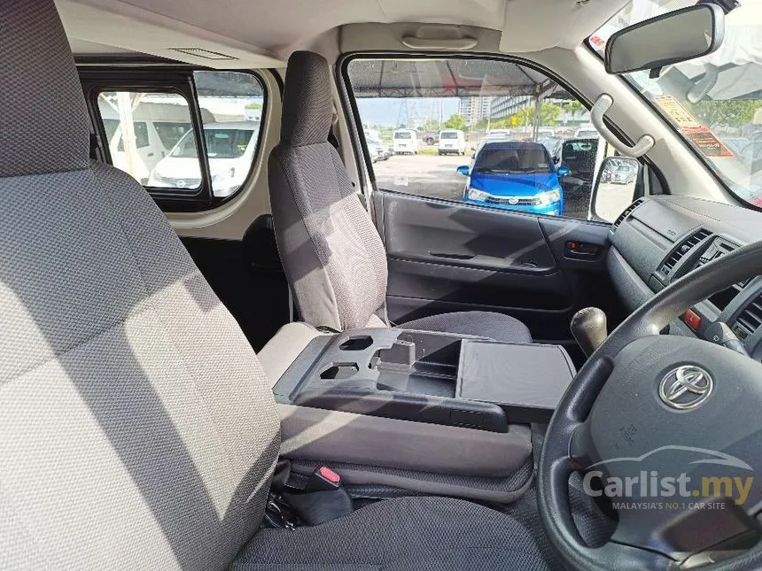 2019 Toyota Hiace Window Van Van