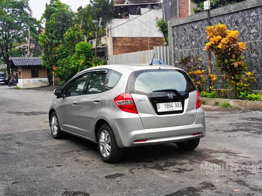 2013 Honda Jazz S Hatchback