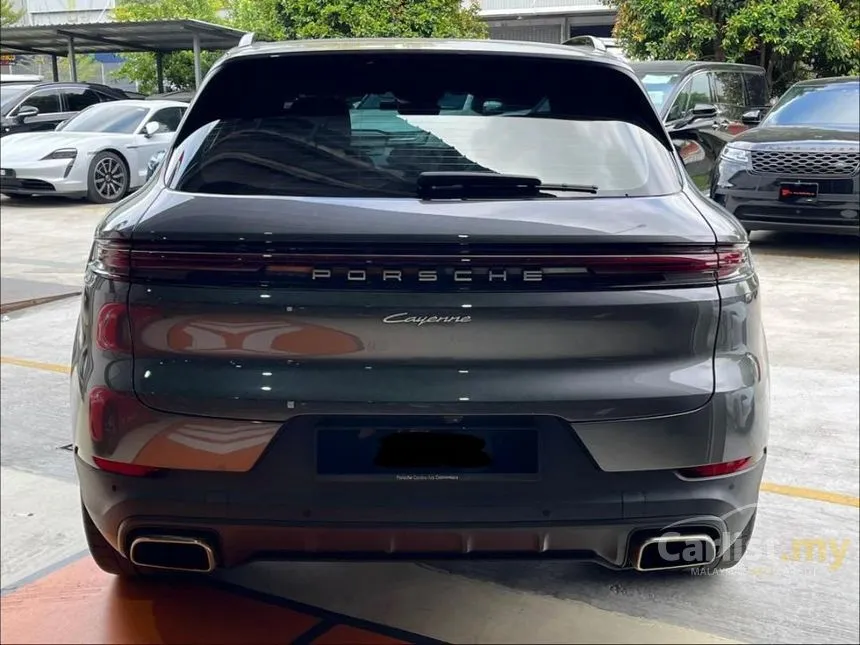 2023 Porsche Cayenne Coupe