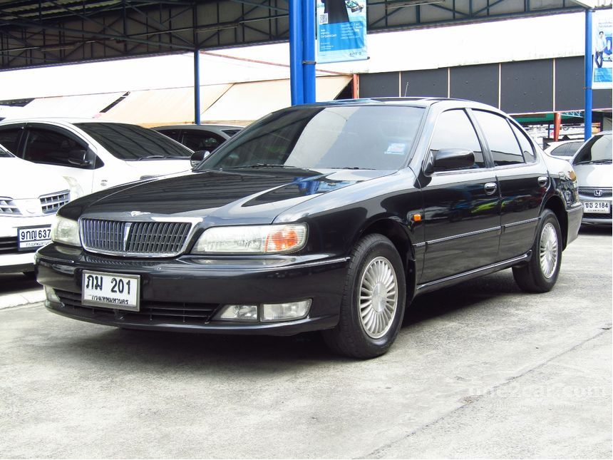 Nissan cefiro 2000