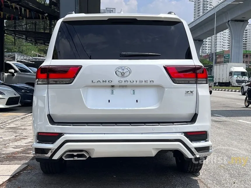 2022 Toyota Land Cruiser J300 ZX Modellista 7 Seater SUV