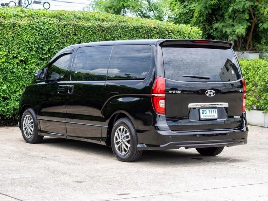2019 Hyundai H-1 Deluxe Van